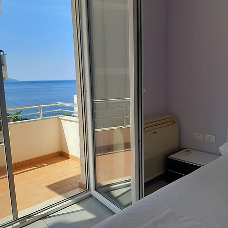 Apartament Vlorë Buitenkant foto