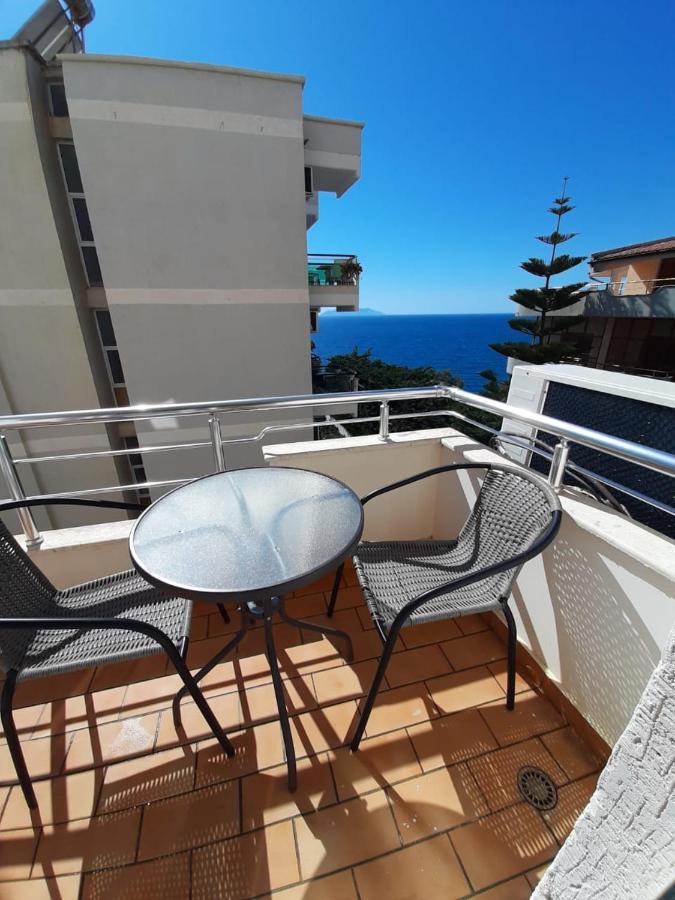 Apartament Vlorë Buitenkant foto